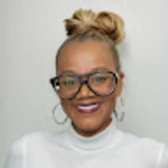 Meet your Posher, Tracey - Picture 1 of 1